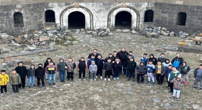  Tarihin İzinde Ecdada Vefa 