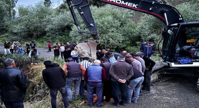 8 ilçede yağış taşkınlara yol açtı