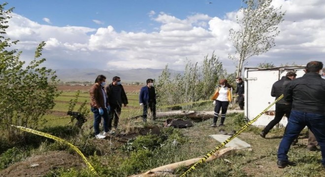 Tarlada namaz kılarken vefat etti