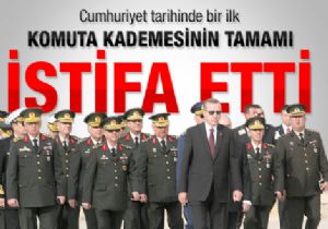 Kuvvet Komutanları da istifa etti