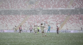 Trendyol 1.Lig: Sivasspor: 2 - Bandırmaspor: 0