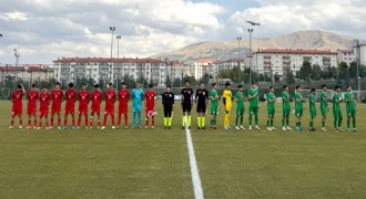 U16 Millî Takımı Türkmenistan'ı 3-0 yendi