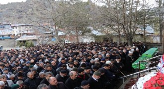 İki kardeş ve bir arkadaşa hüzünlü veda